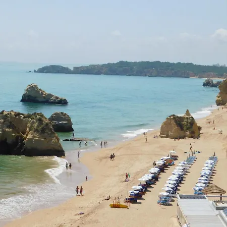 Encosta Da Marina Family Apartman