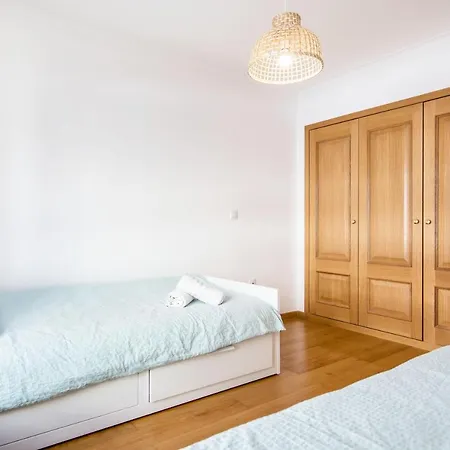 Encosta Da Marina Family Apartman