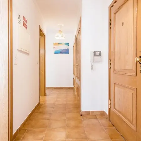 Апартаменти Encosta Da Marina Family *